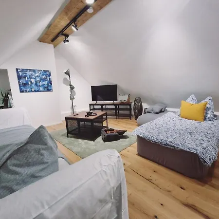 Loft Mit Whirlwanne - Stadtnah! *